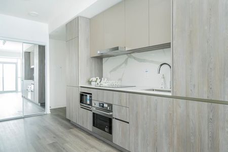 For Lease - 8 Interchange Way Unit# 2907, Vaughan, Ontario - Photo 4