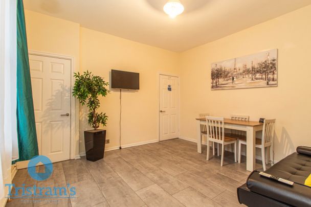 4 bed Semi-Detached House for Rent - Photo 1