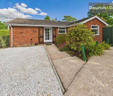 2 bedroom detached bungalow to rent - Photo 1