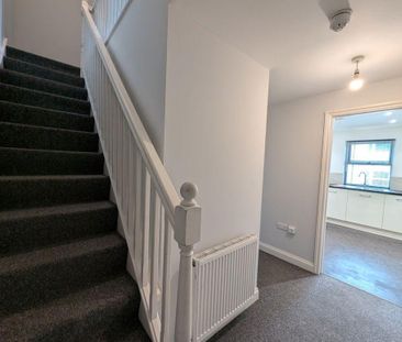 2 bedroom apartment to rent - Photo 4