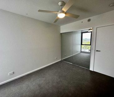 Varsity Lakes Living at Its Finest: 2-Bedroom Apartment in the Hear... - Photo 3