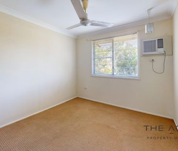 Neat & Tidy Unit In A Convenient Location! - Photo 2