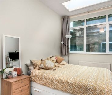 2 Bed Flat, Babik Court, E8 - Photo 2