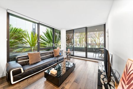High-end apartment 201/2sam sing st Waterloo, Sydney - Photo 5