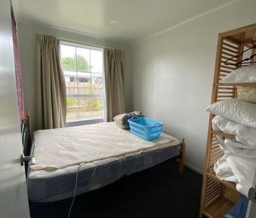 2 Ford Street,Stratford - Photo 6