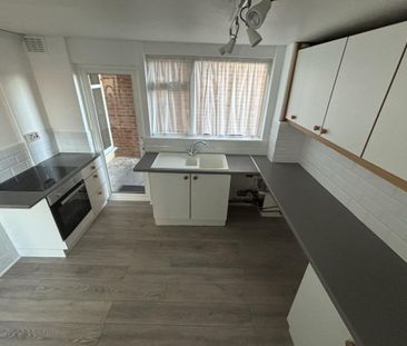 Colina Close Willenhall Coventry - Photo 4