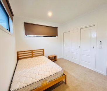 Fully Furnished Clayton Townhouse 4 Bed 3 Bath 1 Garage - Photo 6