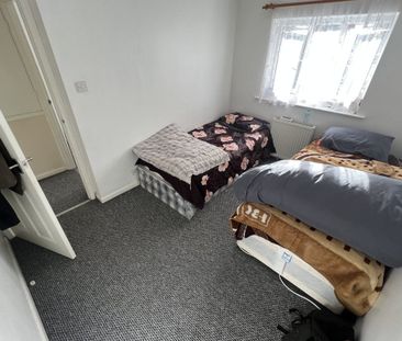 Winnington Close - Photo 1
