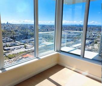 Luxury 2BR/1BA Condo on 39th Floor at Gilmore Place, Burnaby - Photo 3