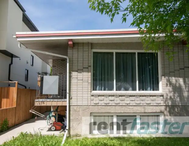 Pleasant Heights Property | B - 1216 20 Ave. N.W., Calgary - Photo 1