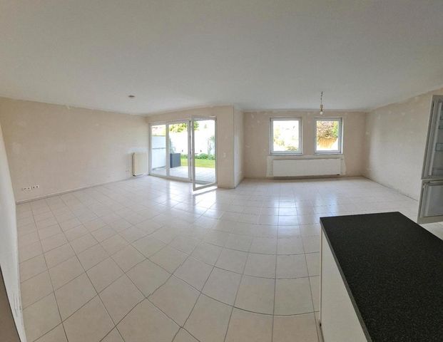 Helle Nichtraucher-Wohnung EG mit Terrasse + Garten - Foto 1