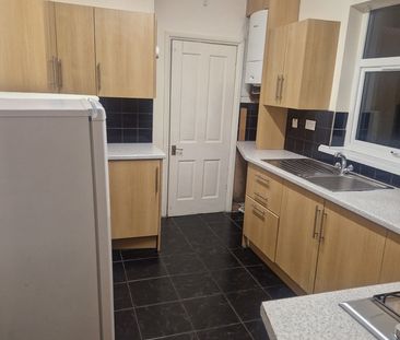 Room in a Shared House, Harrow Road, B29 - Photo 6