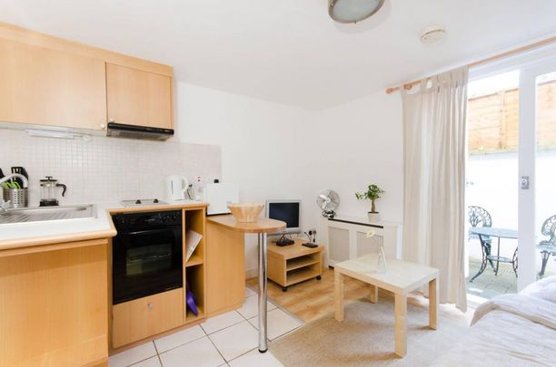 Flat 41 West Cromwell Road, Earls Court SW5 9QL - Photo 1