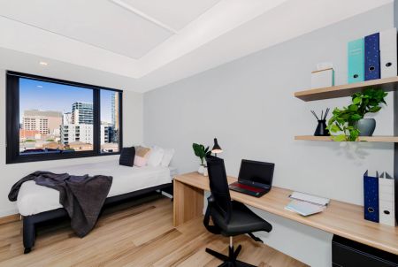 7 Bedroom Apartment - King Single Bed - Photo 2