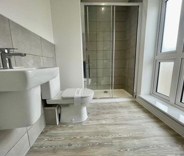 2 bedroom semi-detached house to rent - Photo 4