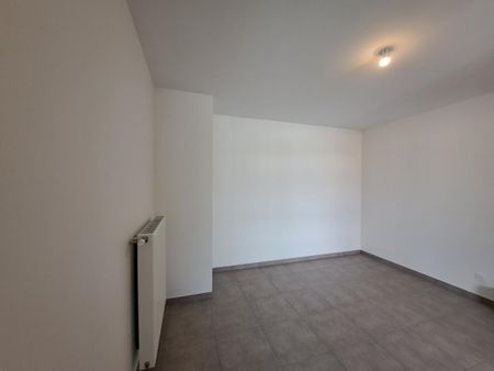 Location Appartement 1 pièce 35m² THONON LES BAINS 74200 - Photo 5