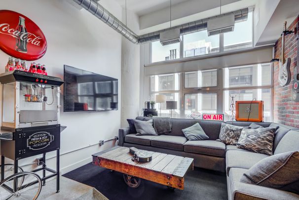 For Lease - 155 Dalhousie Street Unit# 826, Toronto, Ontario - Photo 1