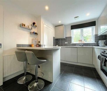 Village Drive, Lawley Village, Telford, Shropshire, TF4 - Photo 3