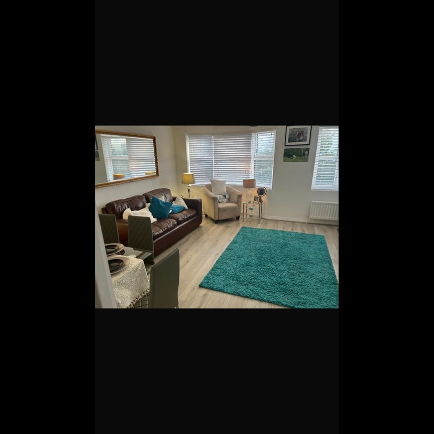 3 Bed Terraced House, North Gardens, BN1 - Photo 1