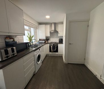 Walnut Drive, WS11 6NF, Cannock - Photo 2