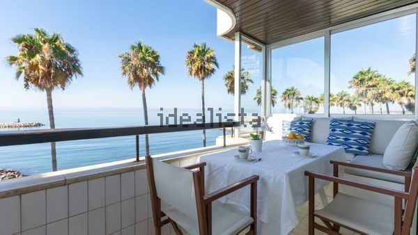 Alquiler de piso en Avenida Duque de Ahumada - Photo 1