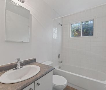 For Lease - 143 GRANVILLE Street Unit# 3, Vanier and Kingsview Park... - Photo 3