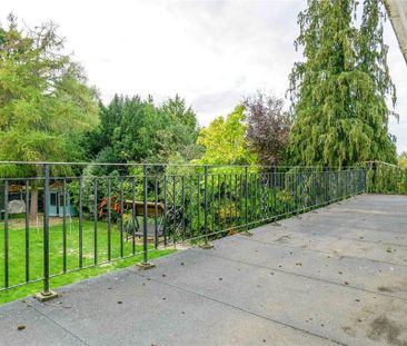 4 bedroom detached house to rent - Photo 5