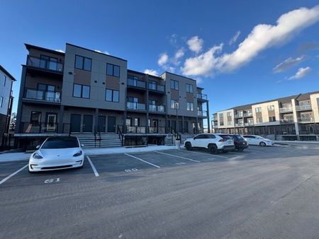 For Lease - 940 St David Street Unit# 68, Centre Wellington, Ontario - Photo 3