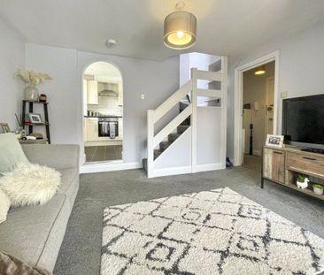 Alumdale Road, Bournemouth, BH4 - Photo 1