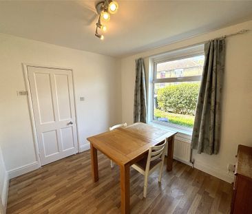 Faversham Road, Morden, SM4 - Photo 3