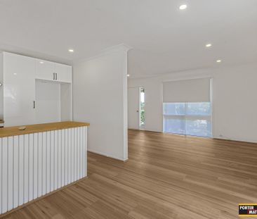 Freshly Renovated 3x1 Home - Modern, Light & Comfortable - Photo 1