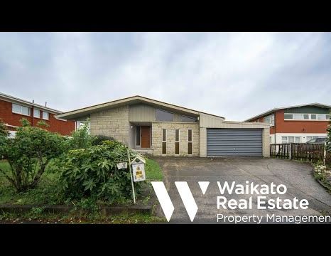 Beautiful Family Home in Sought-After Queenwood - Photo 1