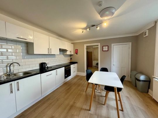 Broadwater Road, Worthing, BN14 0 bedroom house share to rent - Photo 1