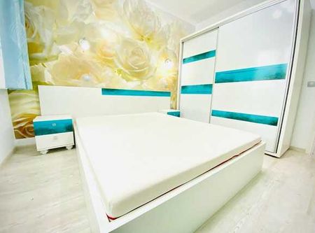 Apartament cu 3 camere, 78 mp, mobilat modern, prima inchiriere, parcare, zona strazii Stejarului - Photo 5