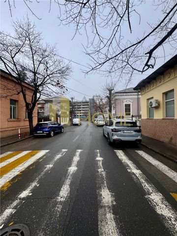 Casa 4 camere plus dependinte in Ploiesti, zona ultracentra - Fotografie 3