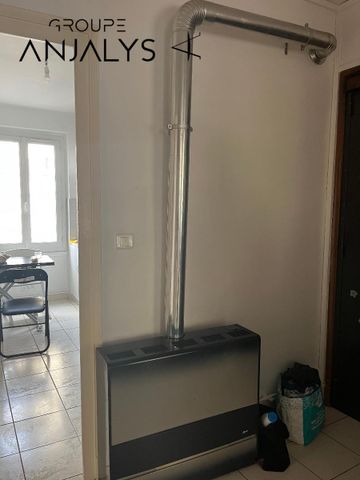 Location Appartement 3 pièces 61m² LYON 3ème - Photo 2