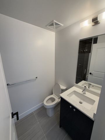 One plus den condo for rent in Oakville - Photo 5