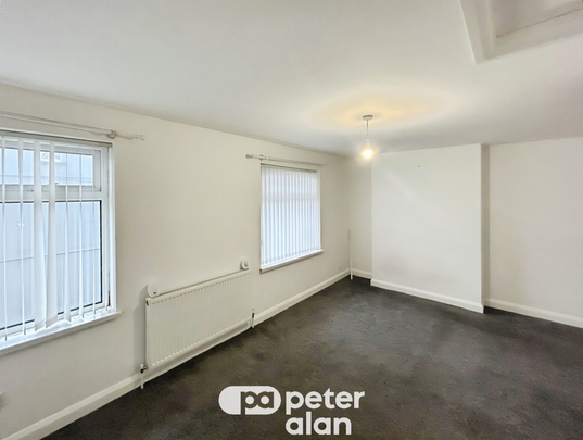 Diana Street, Troedyrhiw, MERTHYR TYDFIL - Photo 1