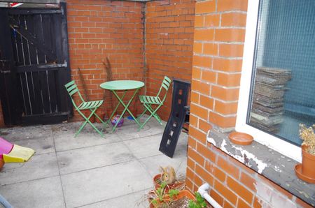 Gordon Avenue, Bolton - Photo 5