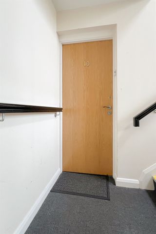 10 Old Church Square, Dundonald, Belfast, BT16 2FD - Photo 2