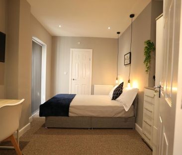 5 bedroom terraced house to rent - Photo 5