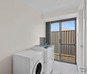 Comfort & Convenience in the Heart of Baldivis - Photo 6
