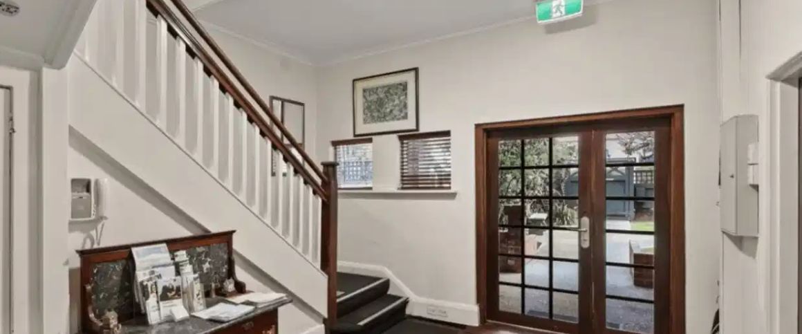 Room 14 (Non Ensuite) - Photo 1