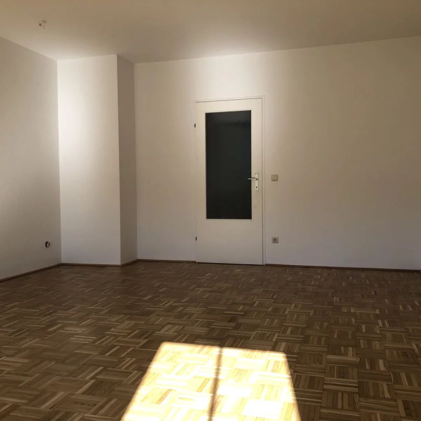 3-Zimmer Wohnung im EG mit Loggia - Photo 1