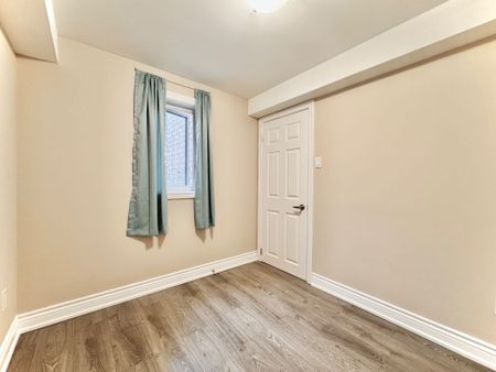 For Lease - 57 Collin Court, Richmond Hill, Ontario - Photo 4