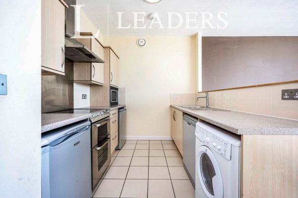 2 bedroom apartment to rent Silbury Boulevard, Milton Keynes, Buckinghamshire, MK9 - Photo 1