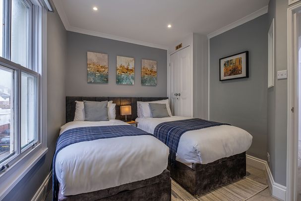 3 bedroom terraced to rent Little Western Street, Brighton & Hove - Photo 1