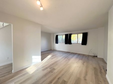 For Lease - 41 Yellow Birchway N/A, Toronto, Ontario - Photo 2