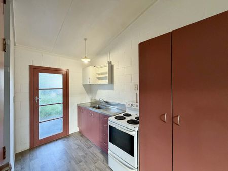 Neat on Norwich - Photo 5