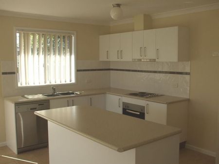 Unit 3/7 Grace Court - Photo 2